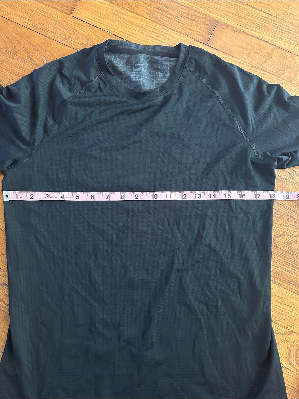 Nike Pro Hypercool Men's Training Shirt Black M NWT - Picture 7 of 10